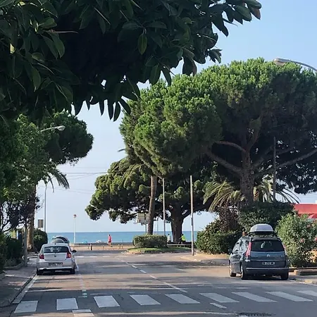 度假居 Playa Prat D'en Fores 坎布里尔斯