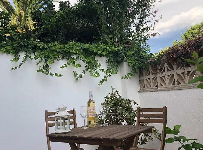 펜션 Playa Prat D'en Fores 캠브릴스